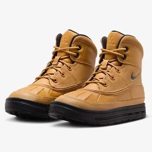 Nike Woodside 2 High Boots Waterproof 1.5Y Big Kids. Brand New (without box)